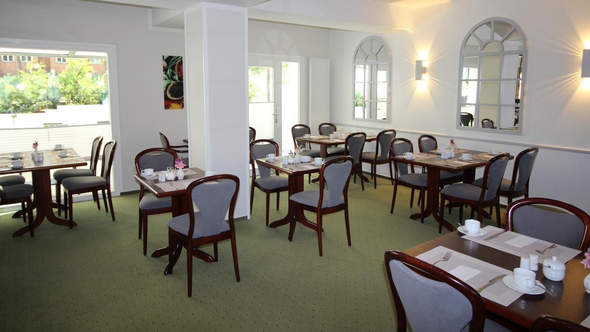 Hotel Reke Plau am See Buitenkant foto